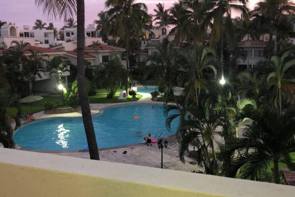Hermoso Apartamento En Manzanillo Con Alberca Y Cancha De Tenis, Ideal Para Relajarse Y Disfrutar De Una Escapada Tranquila En El Paraiso Tropical Экстерьер фото