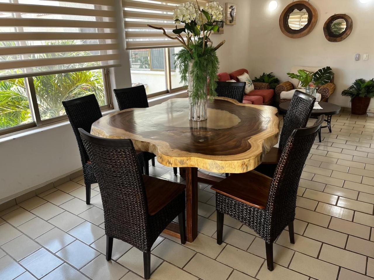 Hermoso Apartamento En Manzanillo Con Alberca Y Cancha De Tenis, Ideal Para Relajarse Y Disfrutar De Una Escapada Tranquila En El Paraiso Tropical Экстерьер фото